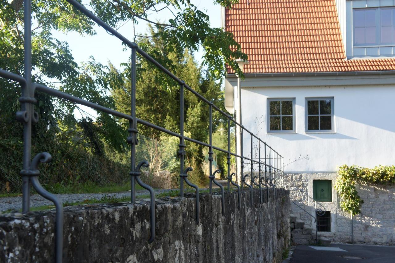 Apartment Wunderschöne In Mit Küche, Bad Und Piano Winterhausen