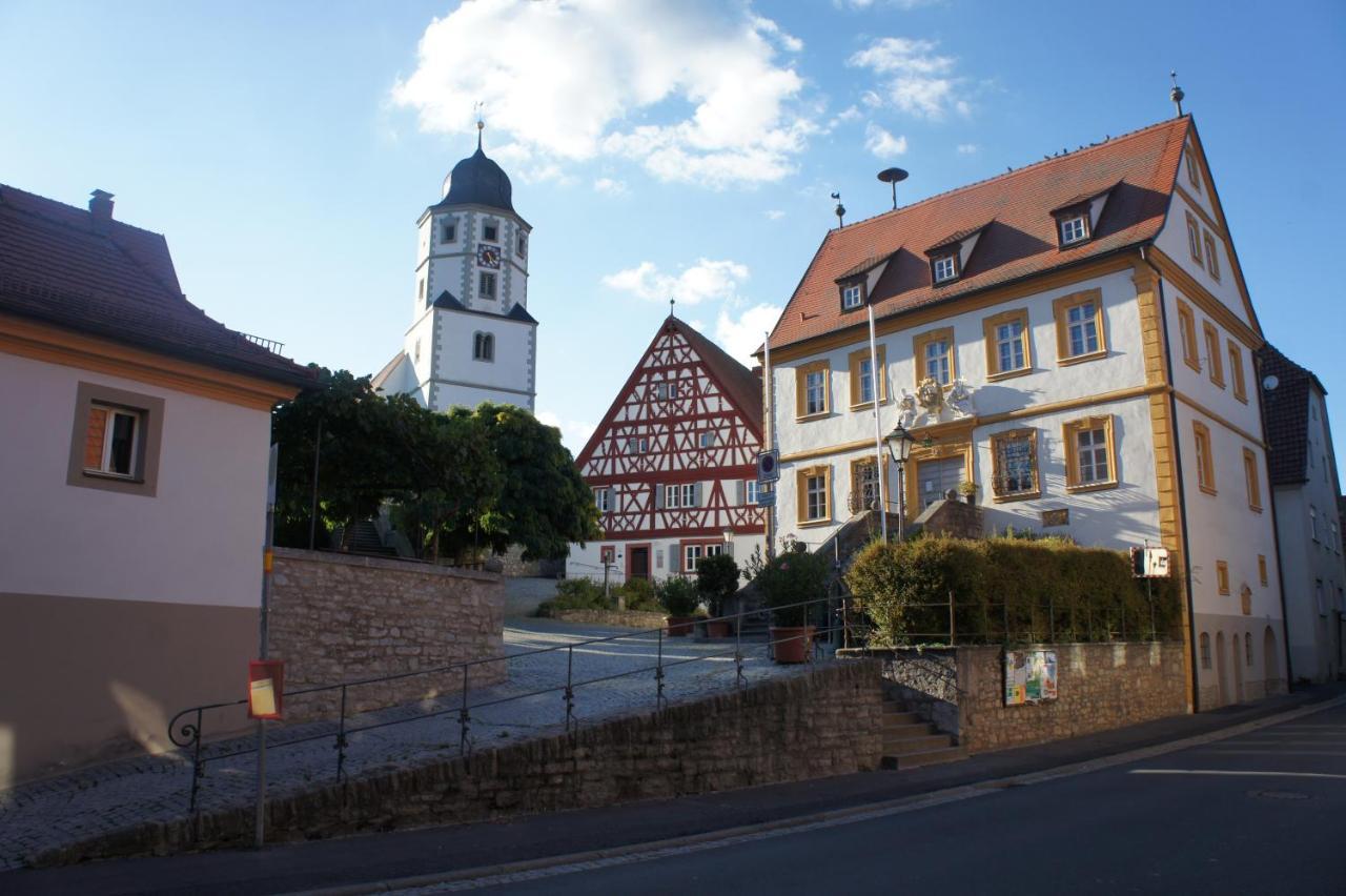 Apartment Wunderschoene In Mit Kueche, Bad Und Piano *